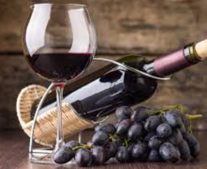 Pinot Noir Bottle (750ml)