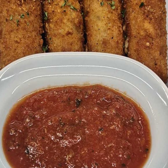 Mozzarella Cheese Sticks (4 Pieces)