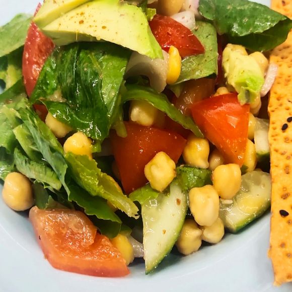 Mediterranean Chickpeas Salad
