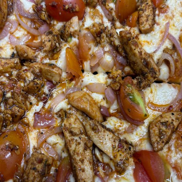 Zaatar Chicken Pizza (Sicilian)