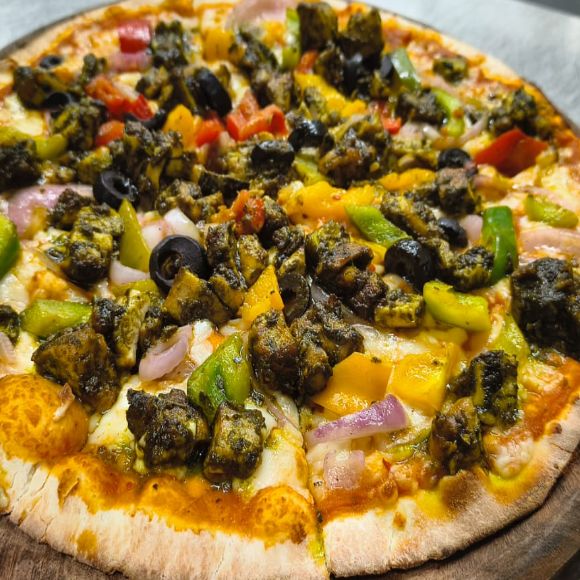 Pesto Chicken Primavera Pizza (Neapolitan)